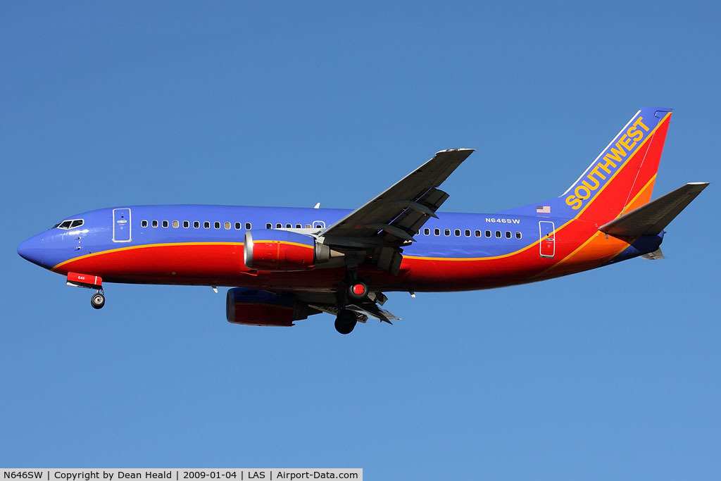 N646SW, 1997 Boeing 737-3H4 C/N 28331, Southwest Airlines N646SW (FLT SWA1454) from Austin-Bergstrom Int'l (KAUS) on short-final to RWY 25R.