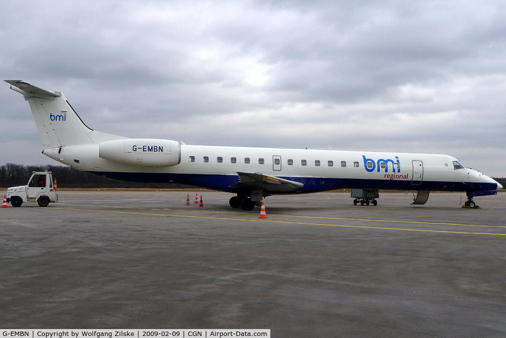 G-EMBN, 2000 Embraer EMB-145EP (ERJ-145EP) C/N 145201, visitor