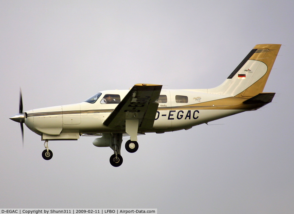 D-EGAC, Piper PA-46-350P Malibu Mirage Malibu Mirage C/N 4636305, Landing rwy 32L