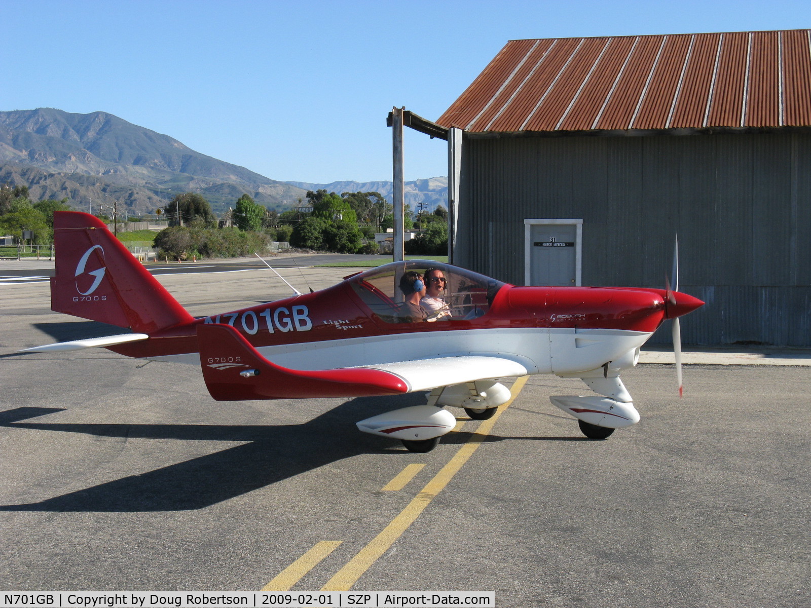 N701GB, 2007 Aero AT-4 LSA C/N AT4-001, 2007 Aero Sp Z O O AT-4 G700S, Rotax 912 ULS 100 Hp, taxi, promoted in USA as GOBOSH (GO Big Or Stay Home)