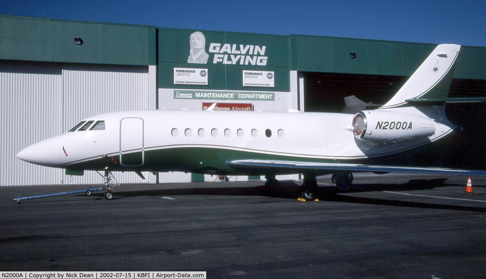 N2000A, Dassault Falcon 2000 C/N 182, KBFI (This was the 8th 2000 to carry this reg)