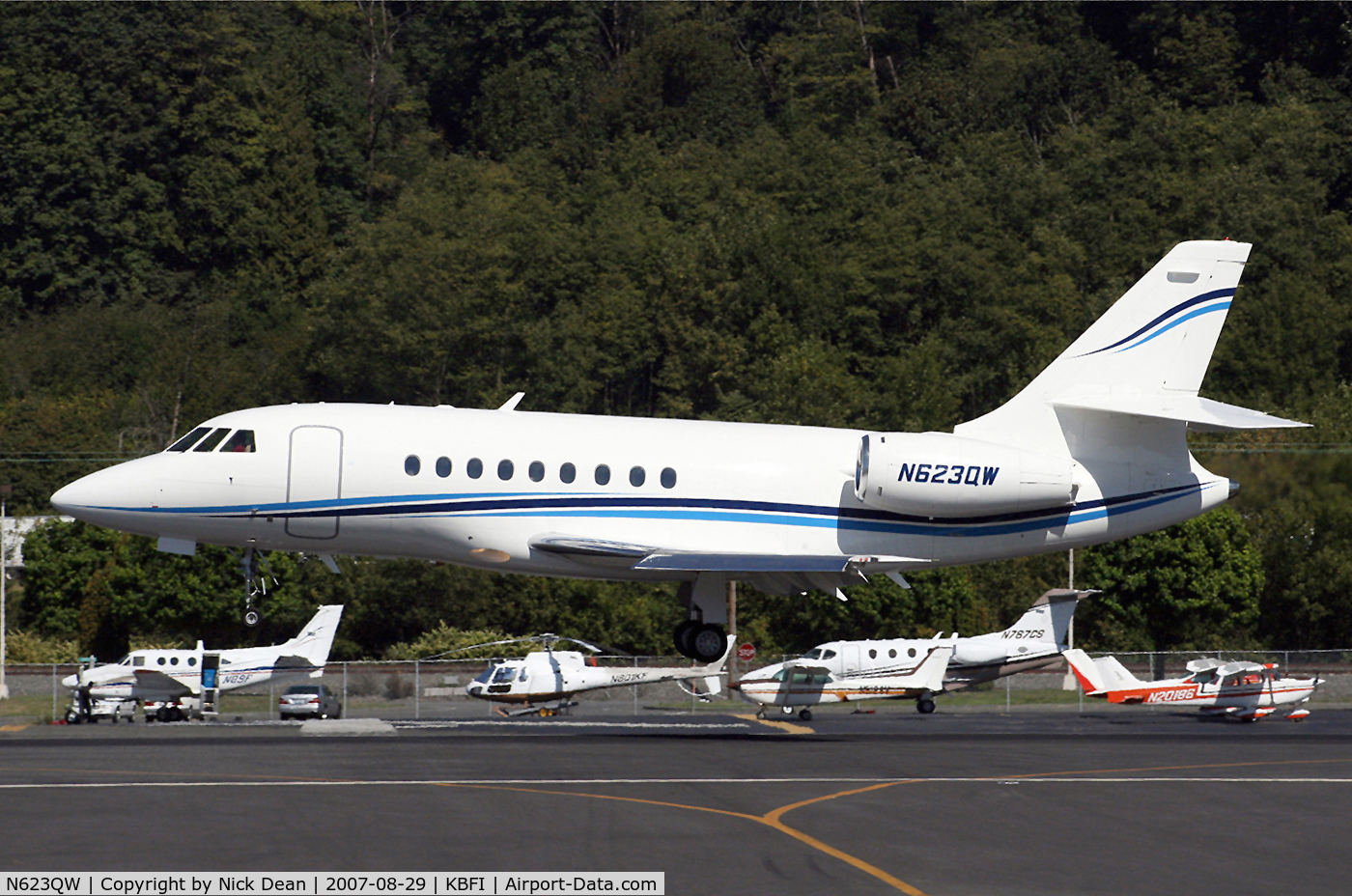 N623QW, 1996 Dassault Falcon 2000 C/N 44, KBFI