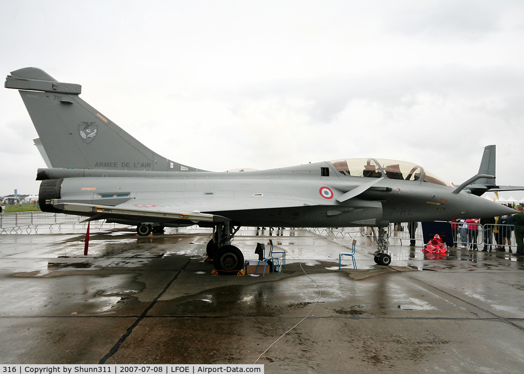 316, Dassault Rafale B C/N 316, Displayed during LFOE Airshow 2007 and, later, was the first Rafale destroyed during exercice in the South of France in the end of the same year
