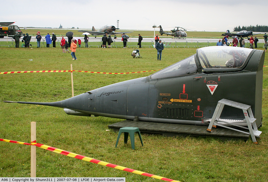 A96, Sepecat Jaguar A C/N A96, Used as a simulator by French Air Force during LFOE Airshow 2007