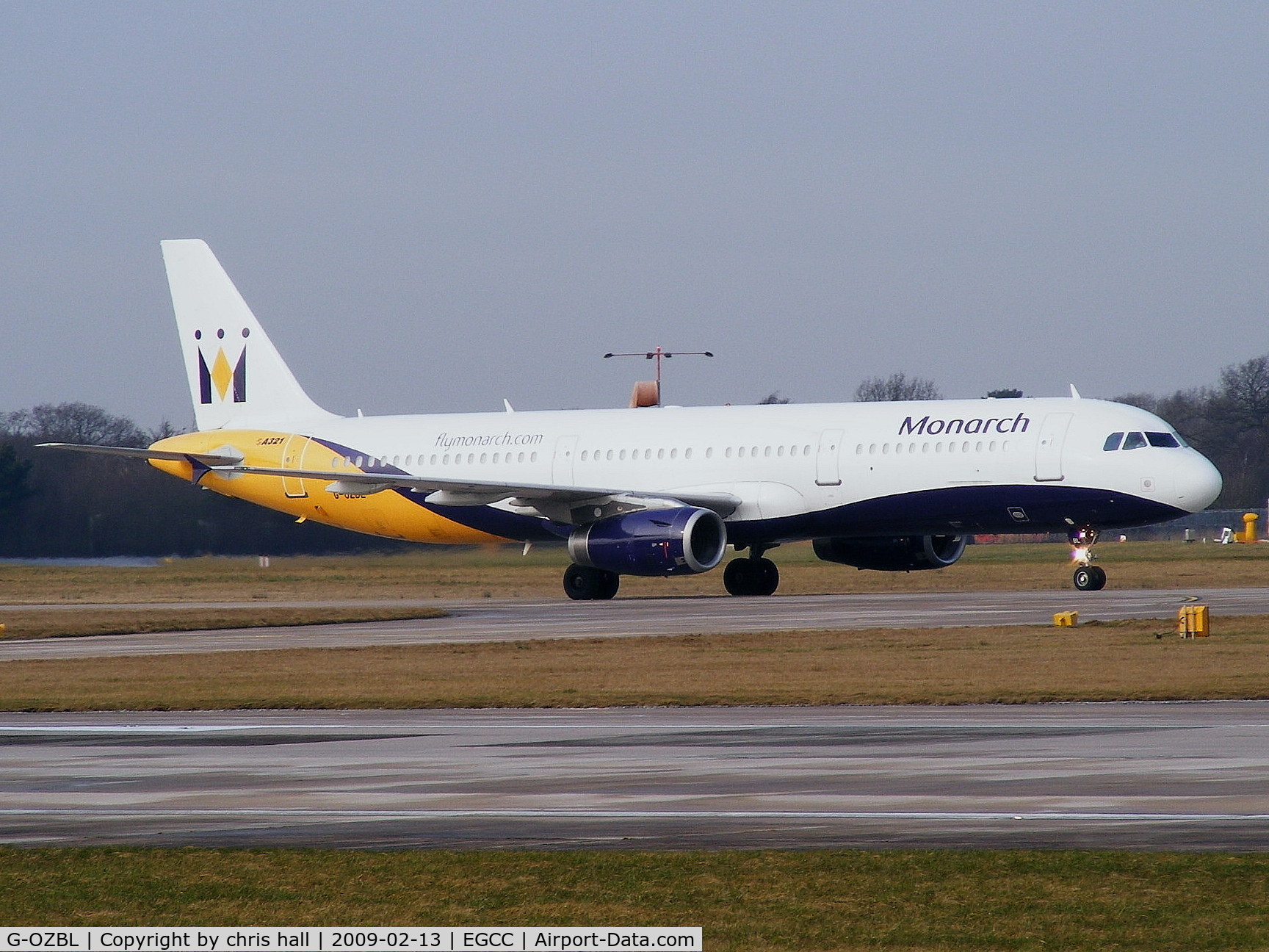 G-OZBL, 1998 Airbus A321-231 C/N 864, Monarch