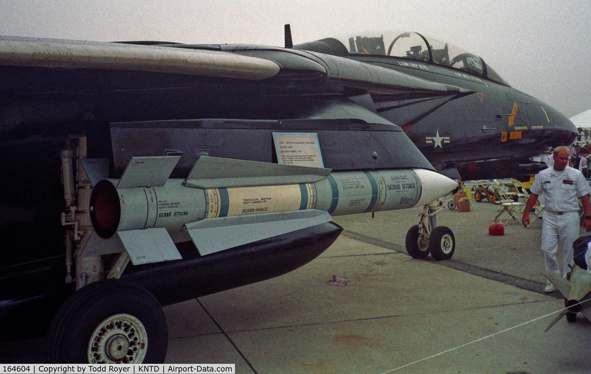 164604, Grumman F-14D Tomcat C/N 632/D-37, Point Mugu Airshow
