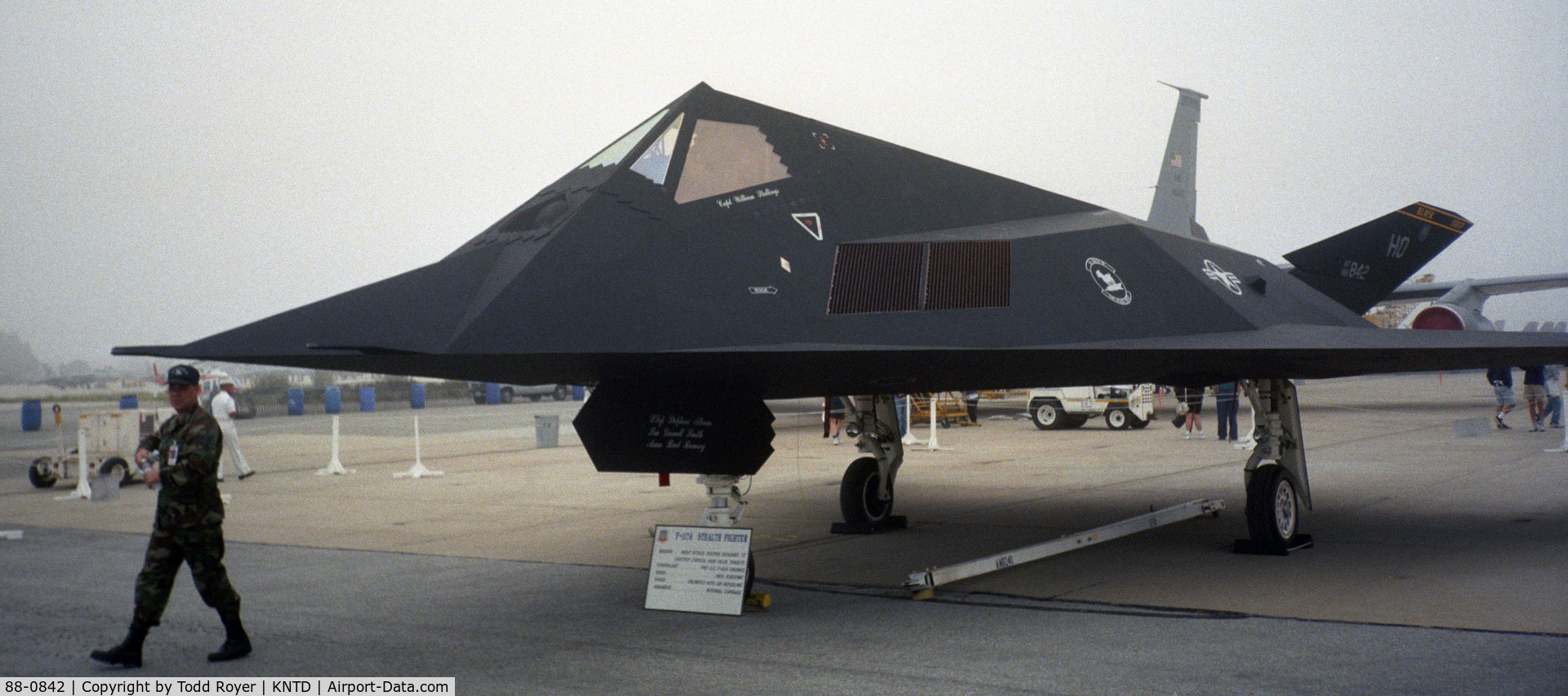 88-0842, 1988 Lockheed F-117A Nighthawk C/N A.4067, Point Mugu Airshow