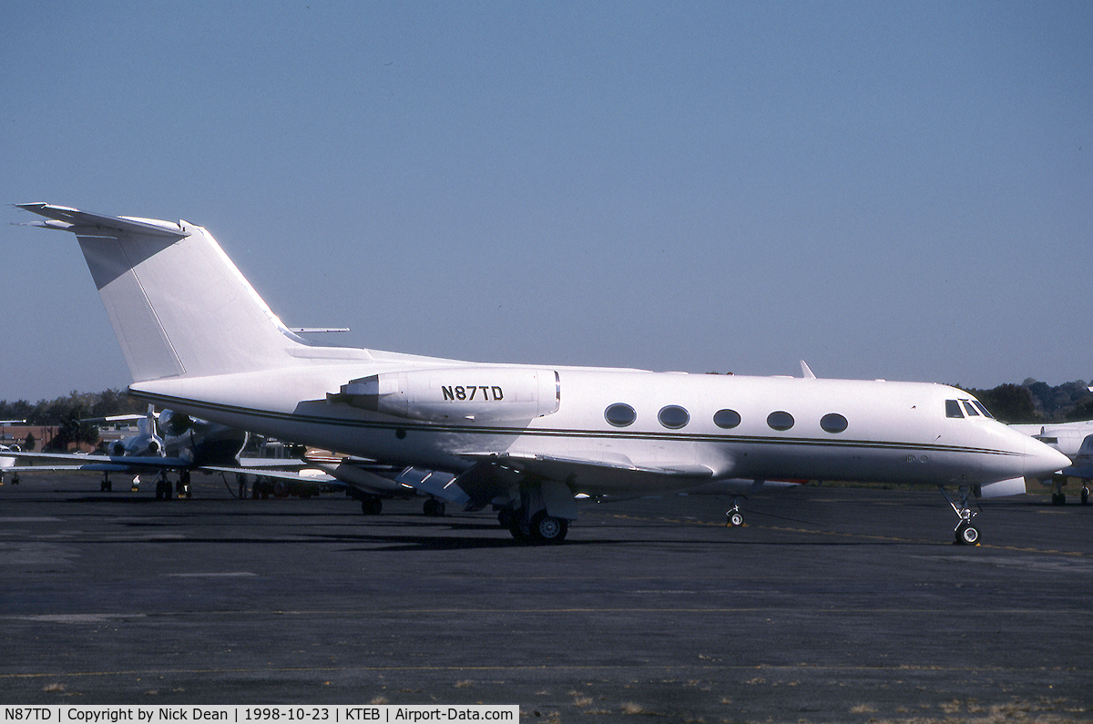 N87TD, 1968 Grumman G-1159 C/N 39, KTEB