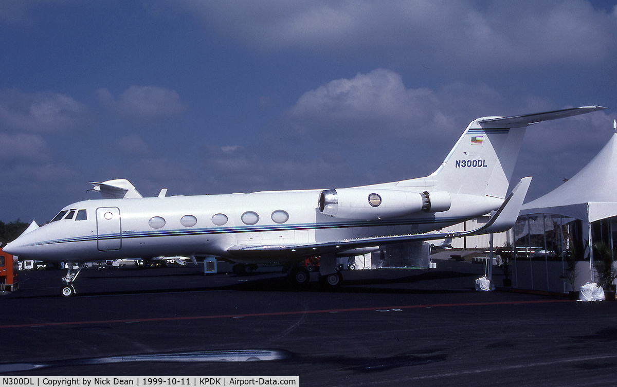 N300DL, 1969 Grumman G1159 Gulfstream IISP C/N 057, KPDK