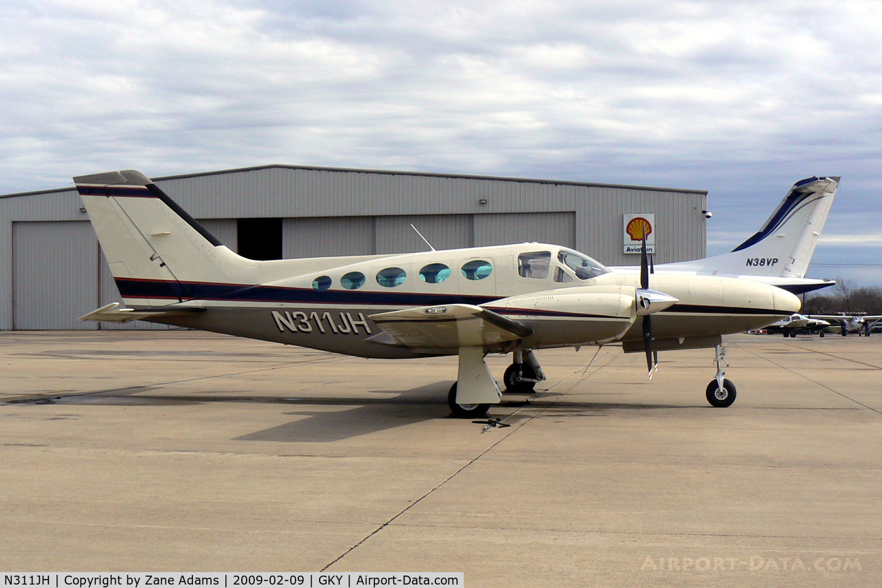 N311JH, 1980 Cessna 421C Golden Eagle C/N 421C0814, At Arlington Municipal