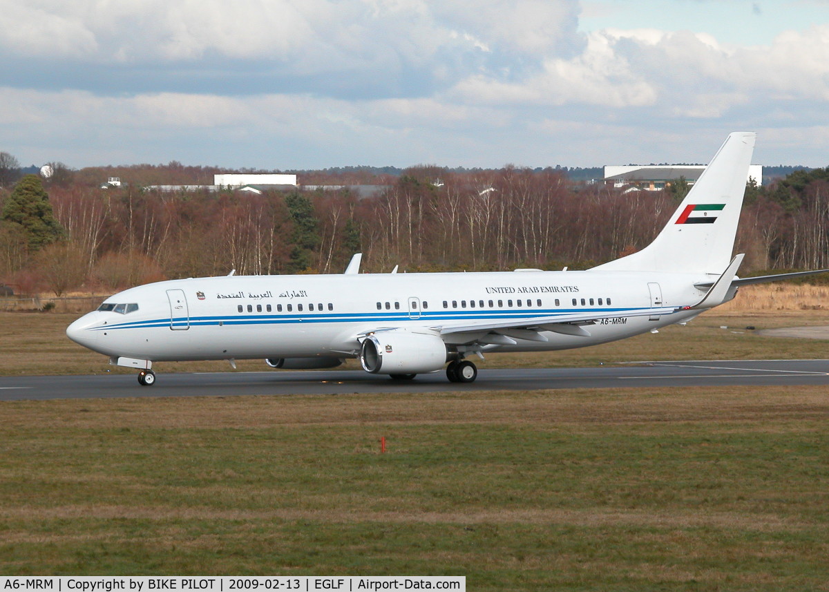 A6-MRM, 2001 Boeing 737-8EC BBJ2 C/N 32450, BACK TRACKING ALONG RWY 06.UNITED ARAB EMIRATES (DUBAI AIR WING)