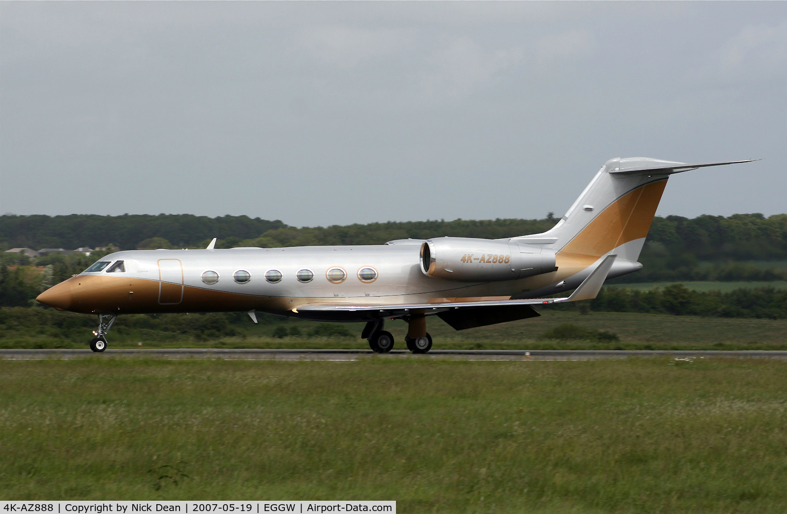 4K-AZ888, 2006 Gulfstream Aerospace GIV-X (G450) C/N 4045, EGGW