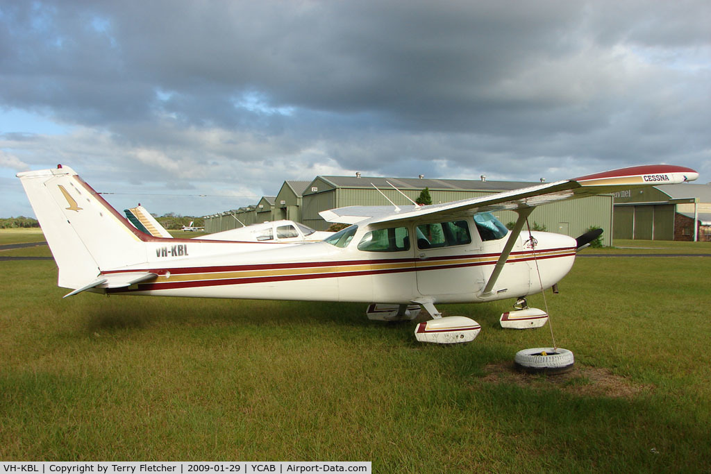 VH-KBL, 1977 Cessna 172N C/N 17268739, Cessna 172N at Caboolture , QLD