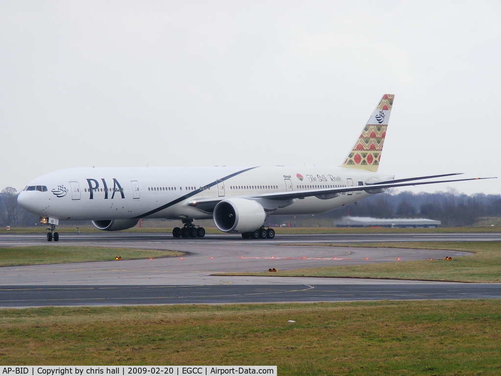 AP-BID, 2008 Boeing 777-340/ER C/N 33780, PIA