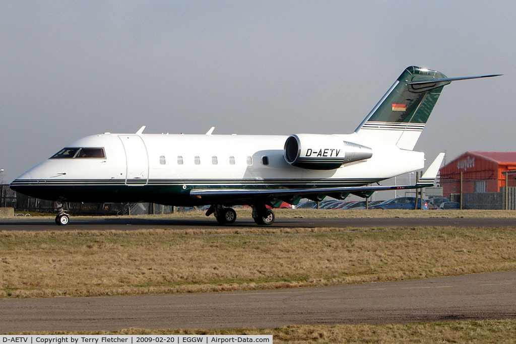 D-AETV, 1999 Bombardier Challenger 604 (CL-600-2B16) C/N 5417, German Challenger 604 at Luton