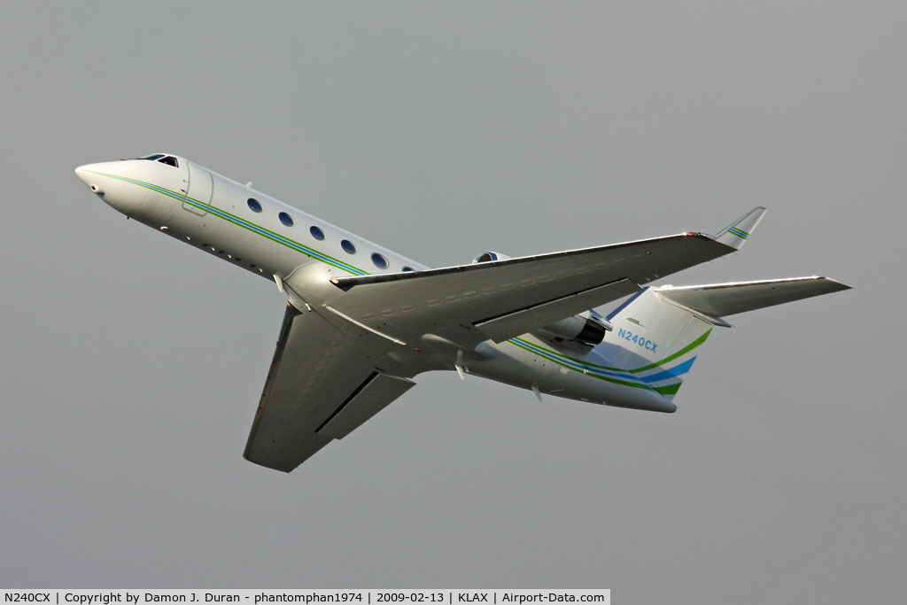 N240CX, 1999 Gulfstream Aerospace G-IV C/N 1370, Departure from LAX