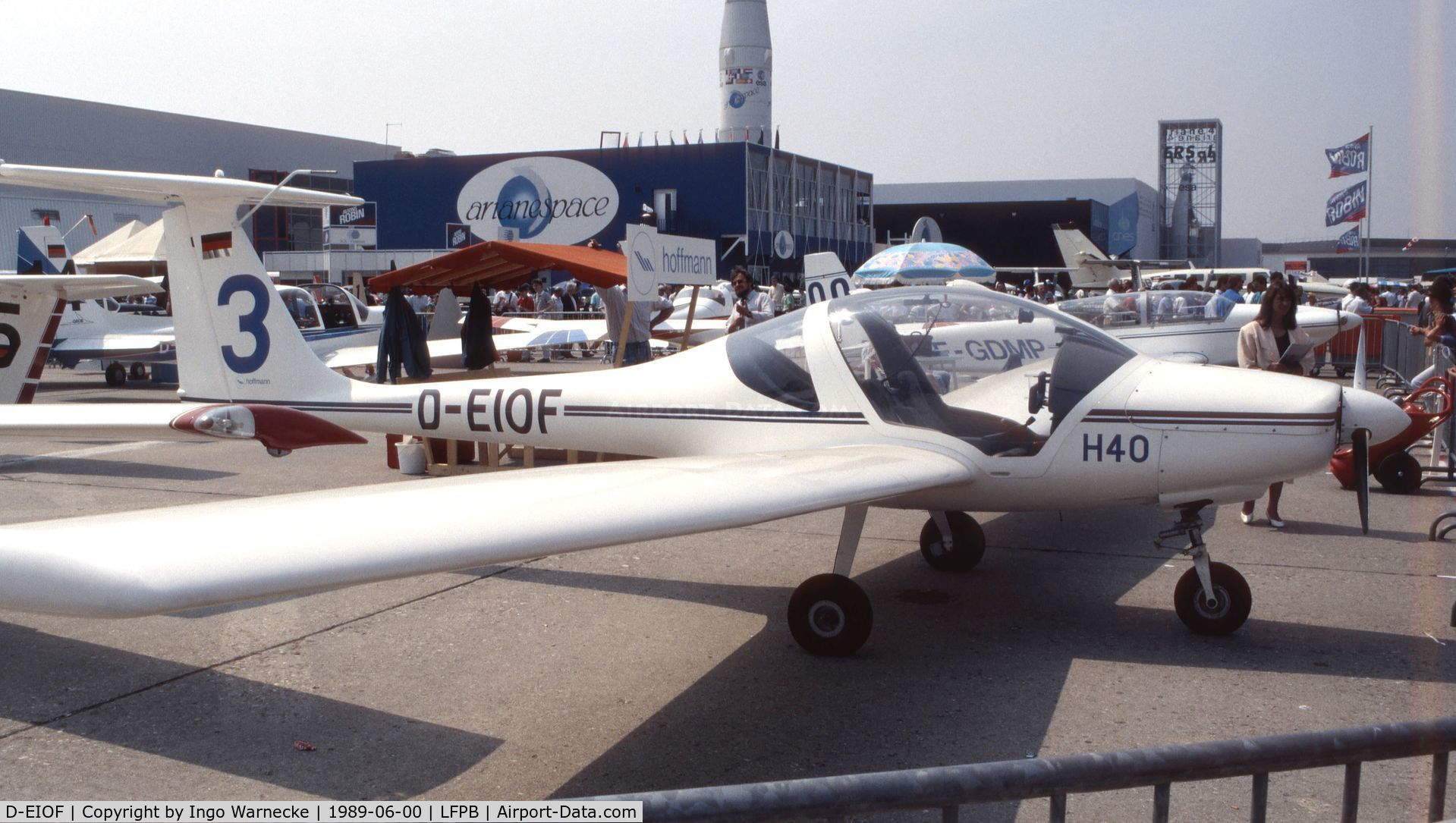 D-EIOF, 1988 Hoffmann H-40 C/N 01, Hoffmann H-40 first prototype at Aerosalon Paris 1989