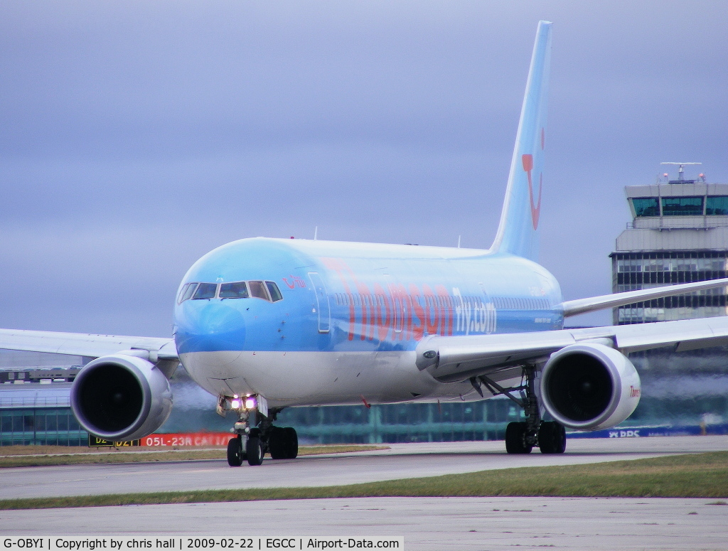 G-OBYI, 2000 Boeing 767-304/ER C/N 29138, Thomson