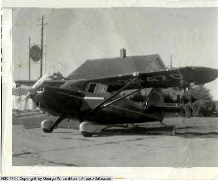 N39470, 1946 Stinson 108 Voyager C/N 108-39, Taken in early sixties at Paducah Ky Airport