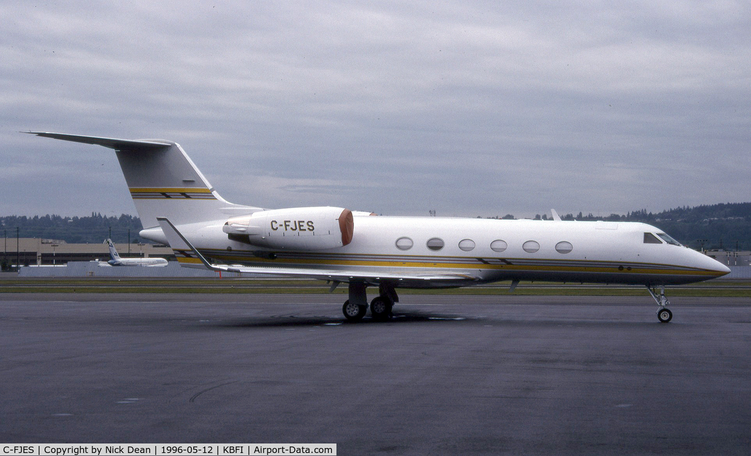 C-FJES, 1993 Gulfstream Aerospace Gulfstream IVSP C/N 1207, KBFI Seagrams