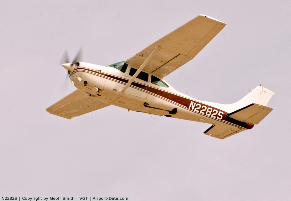 N2282S, Cessna TR182 Turbo Skylane RG C/N R18201322, Cessna TR182