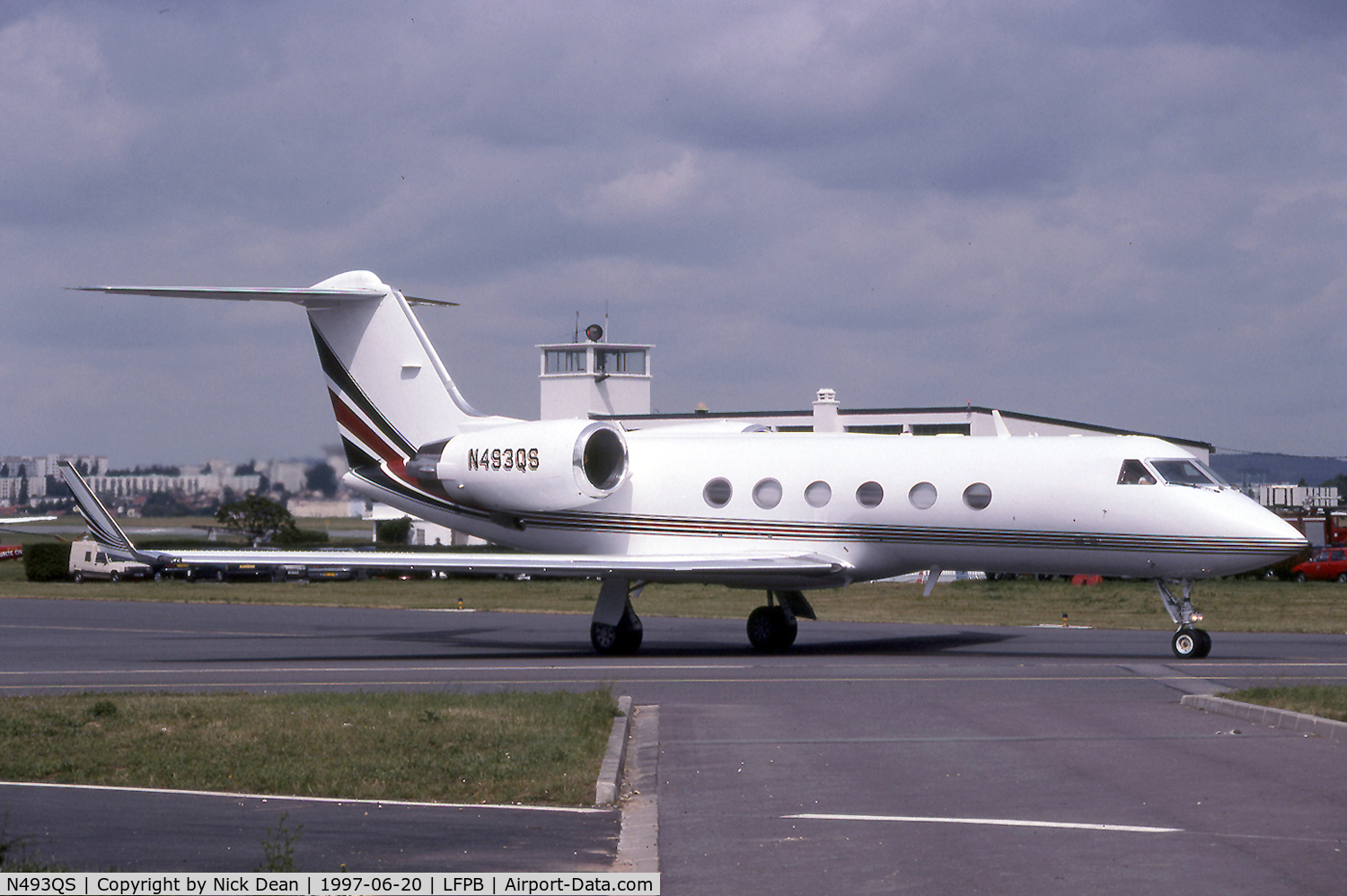 N493QS, 1996 Gulfstream Aerospace G-IV C/N 1293, Paris Le Bourget