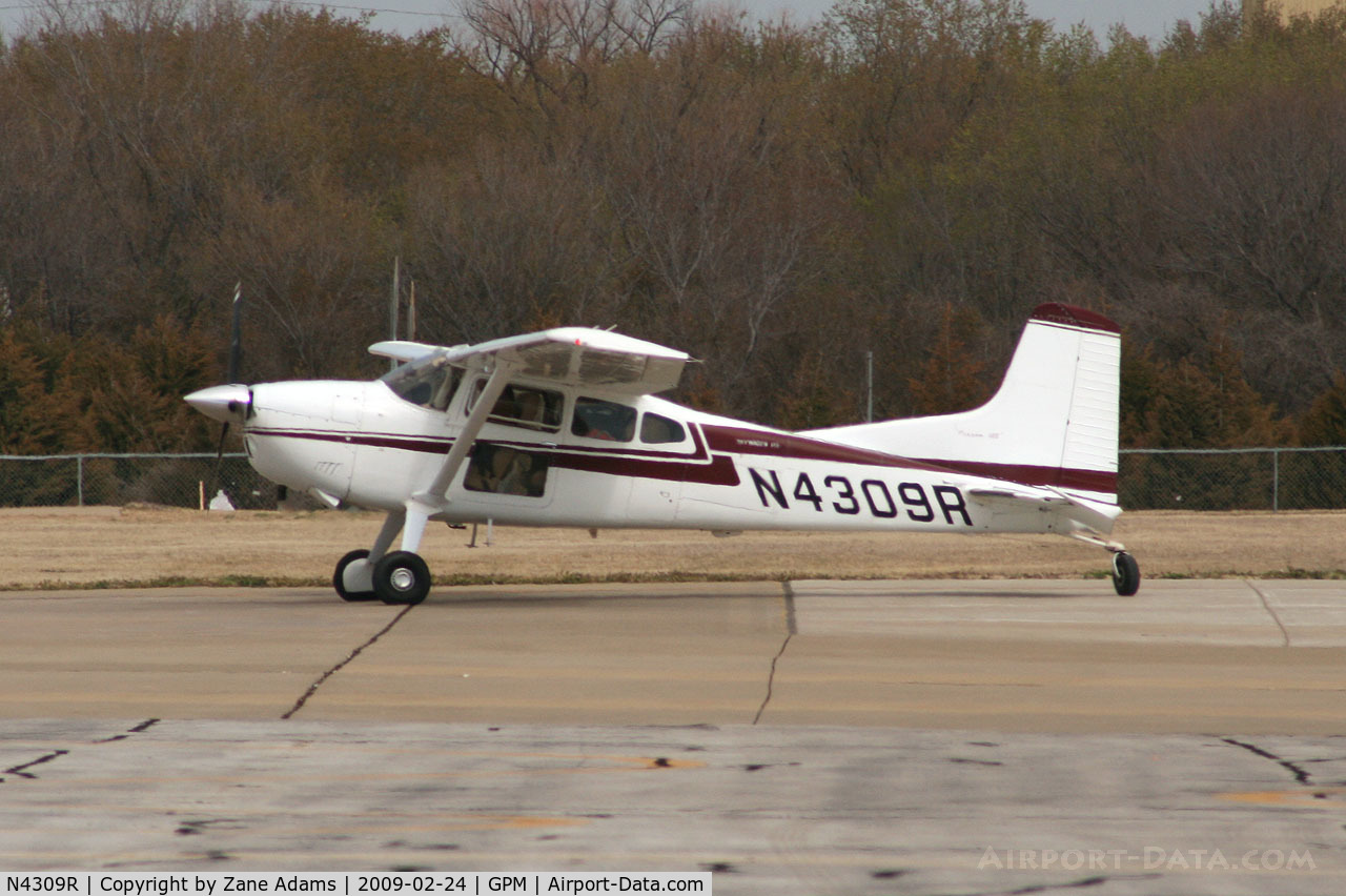 N4309R, 1976 Cessna A185F Skywagon 185 C/N 18502928, At Grand Prairie Municipal