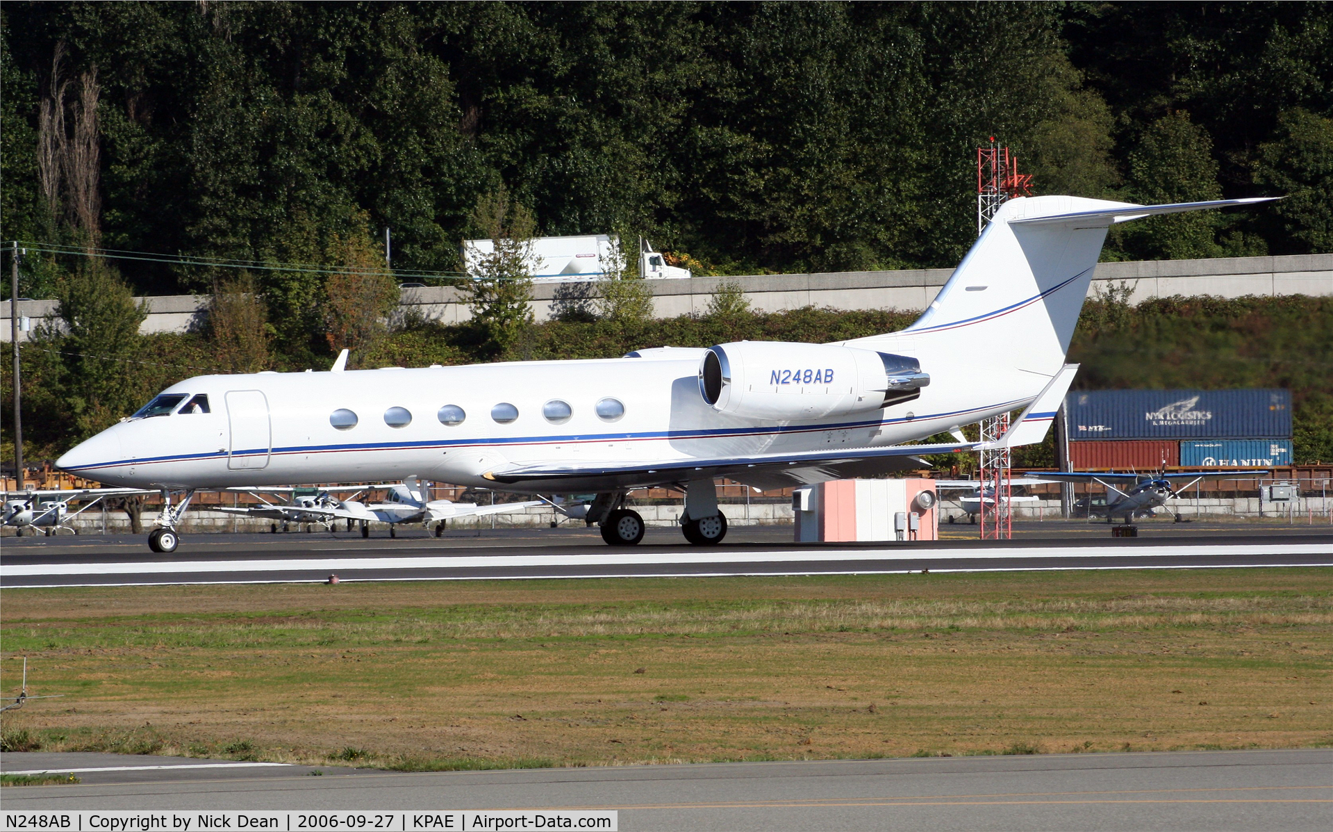 N248AB, 2002 Gulfstream Aerospace Gulfstream IVSP C/N 1474, KPAE