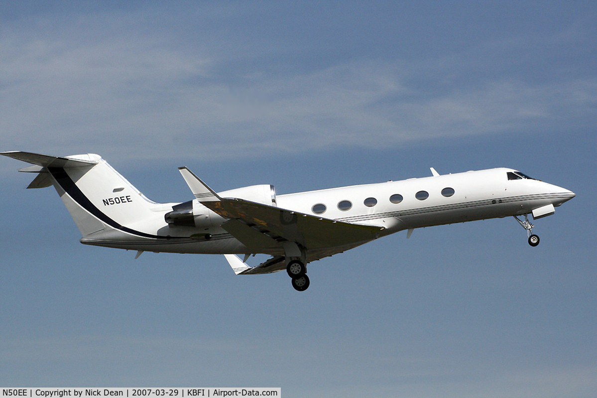 N50EE, 2002 Gulfstream Aerospace G-IV C/N 1500, KBFI
