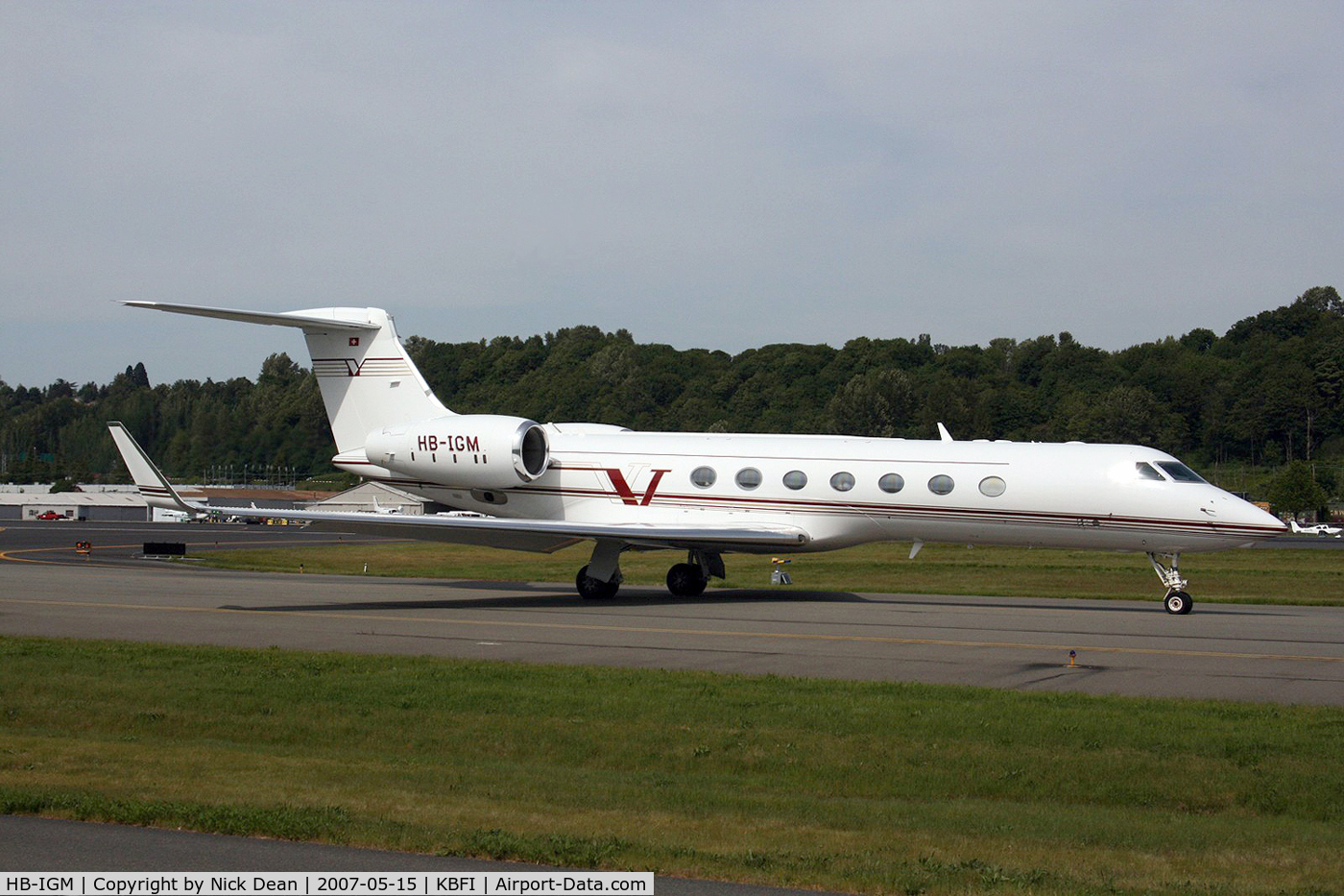 HB-IGM, 2003 Gulfstream Aerospace GV-SP (G550) C/N 5004, KBFI