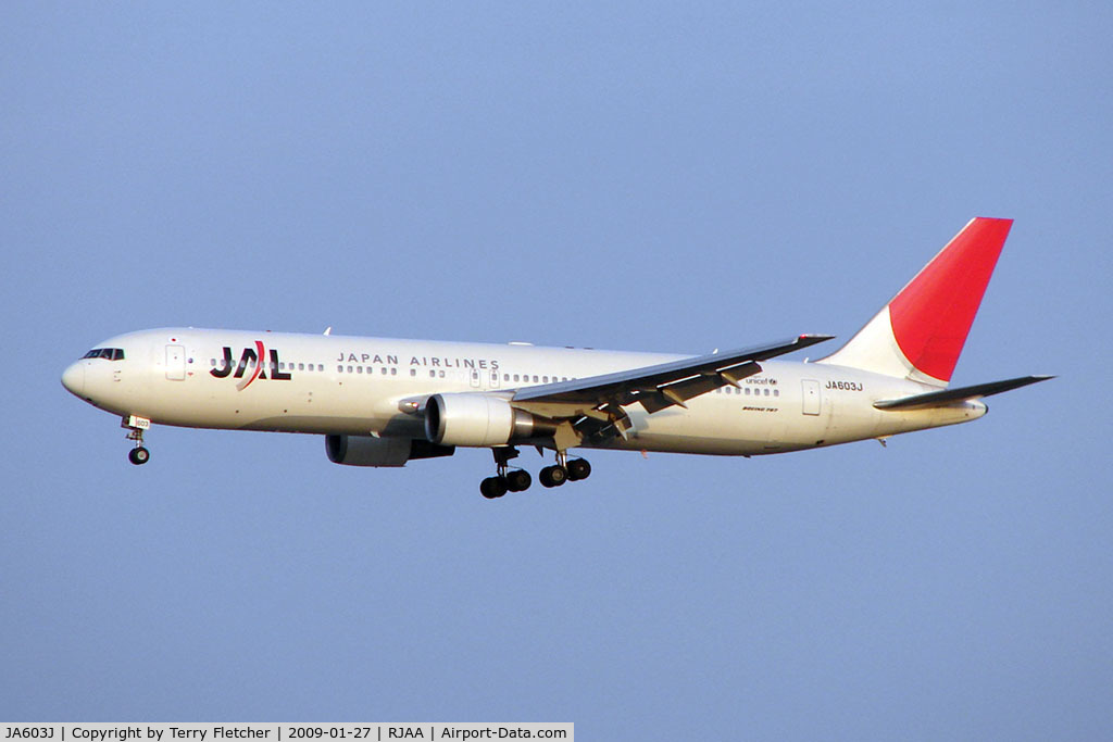JA603J, Boeing 767-346/ER C/N 32888, JAL B767 on approach to Narita