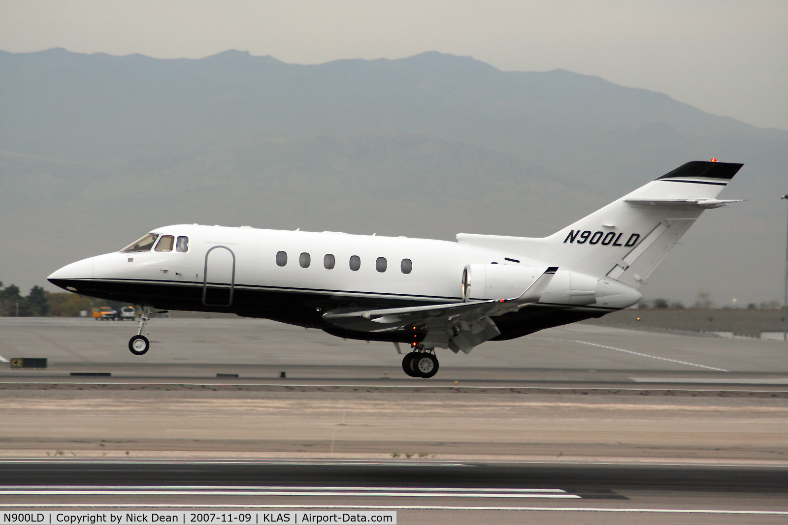 N900LD, 2007 Hawker Beechcraft 900XP C/N HA-0008, KLAS