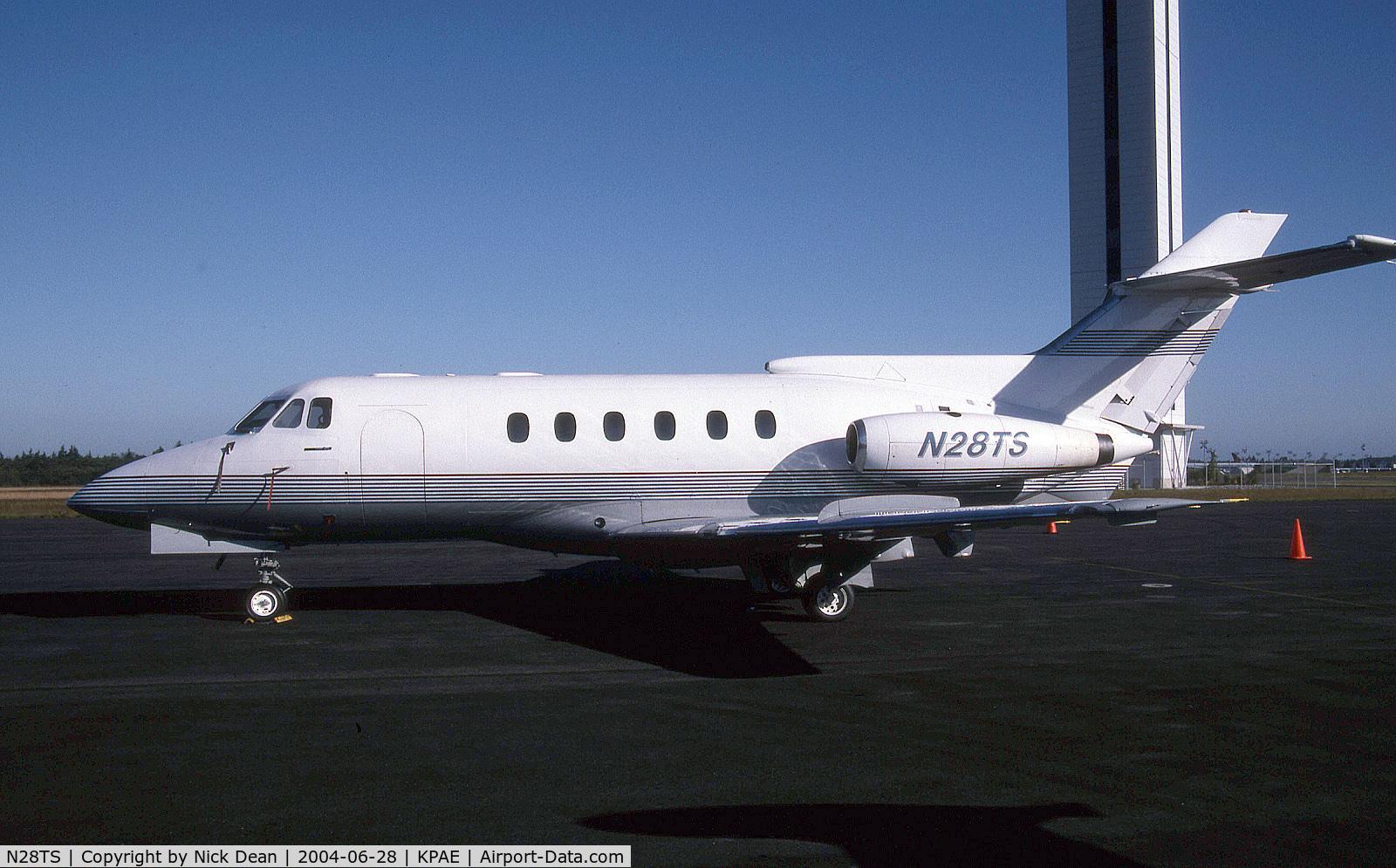 N28TS, 1973 Beechcraft-Hawker BH-125-600A C/N 256009, KPAE