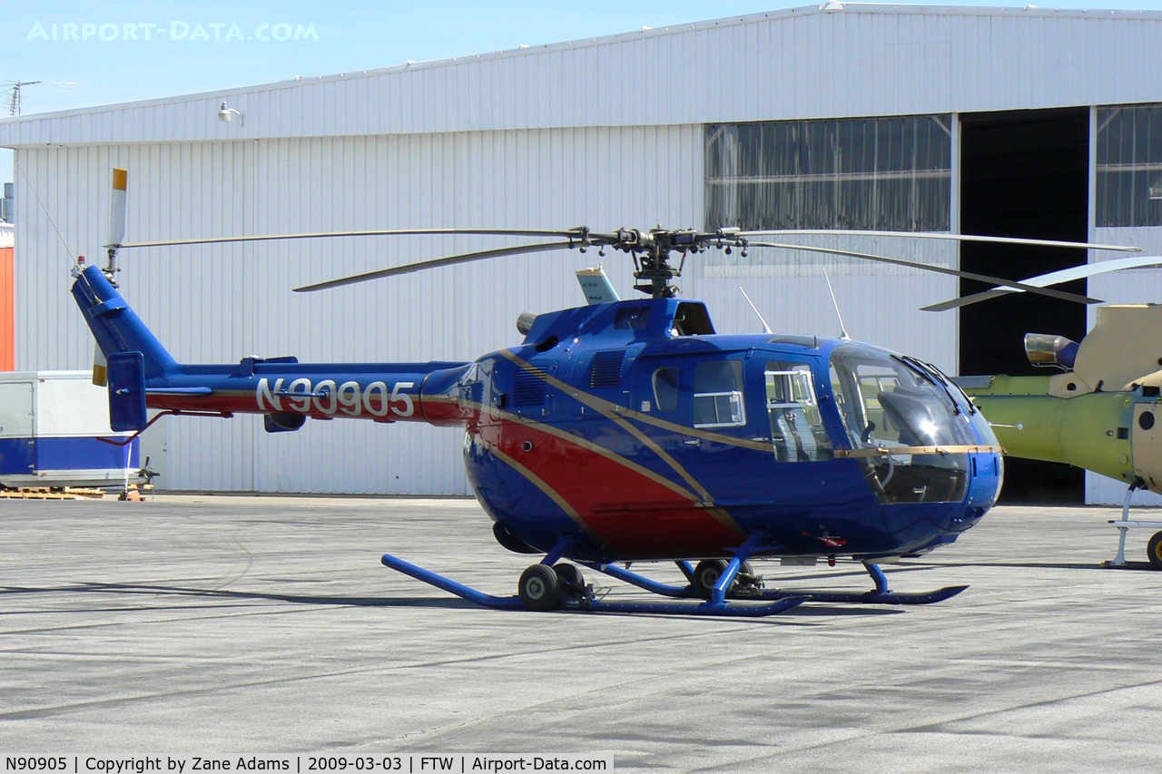 N90905, 1992 MBB Bo-105S C/N S-880, At Meacham Field