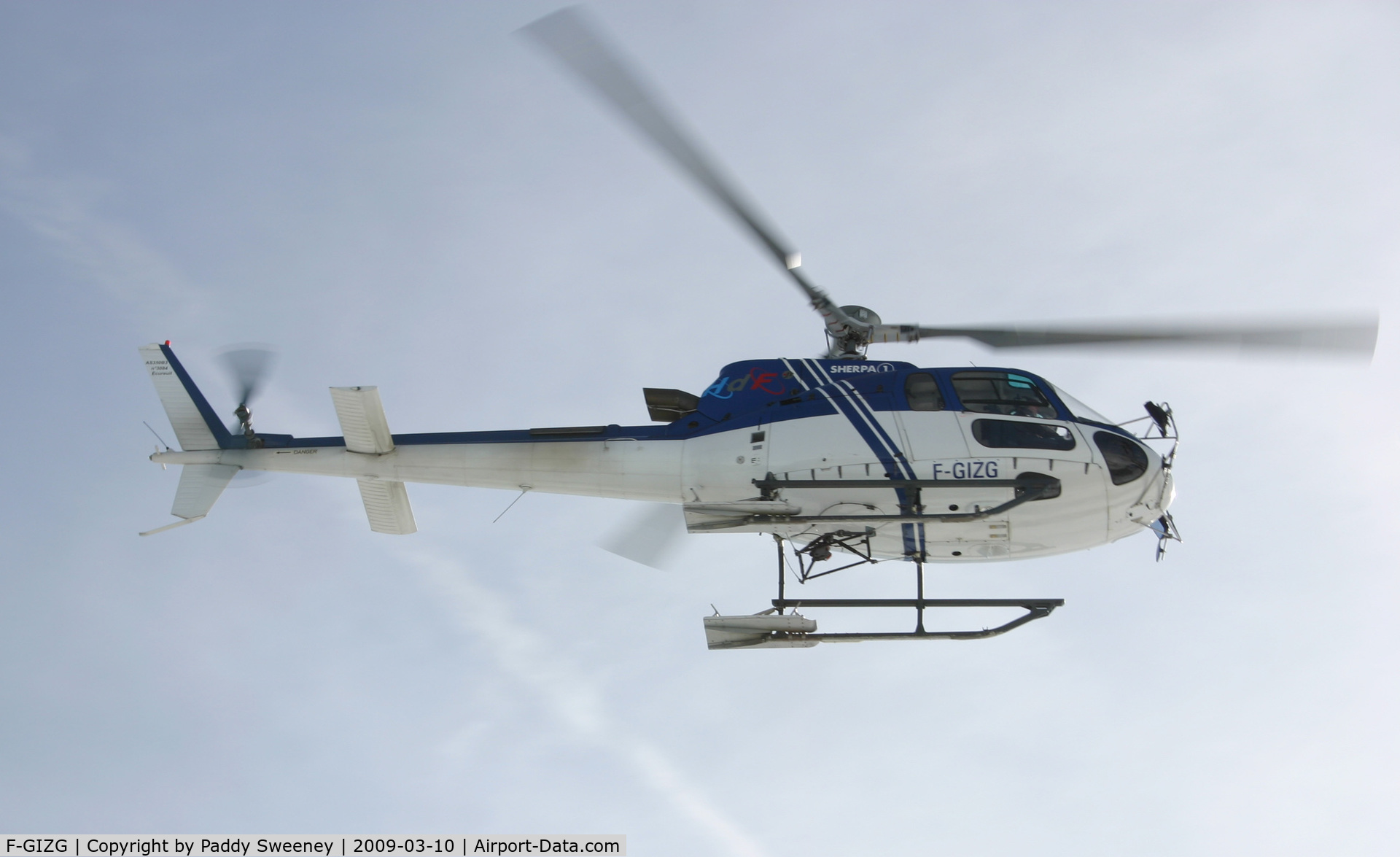 F-GIZG, Eurocopter AS-350B-3 Ecureuil Ecureuil C/N 3084, Flying over Hautacam Ski Resort, Hautes Pyrenees.