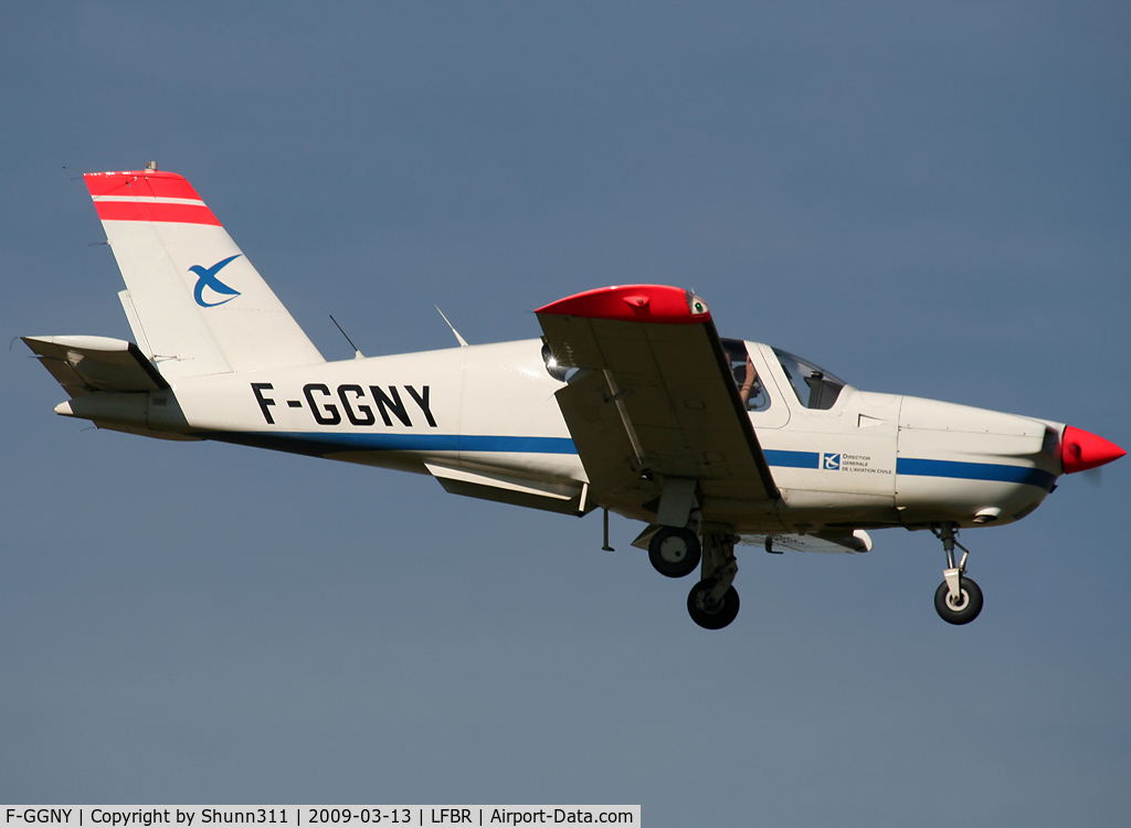 F-GGNY, Socata TB-20 C/N 1301, Landing rwy 12