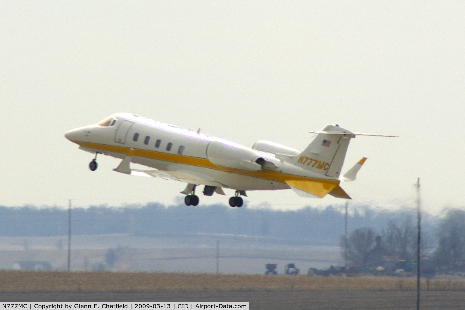 N777MC, 2000 Learjet Inc 60 C/N 180, Departing runway 13