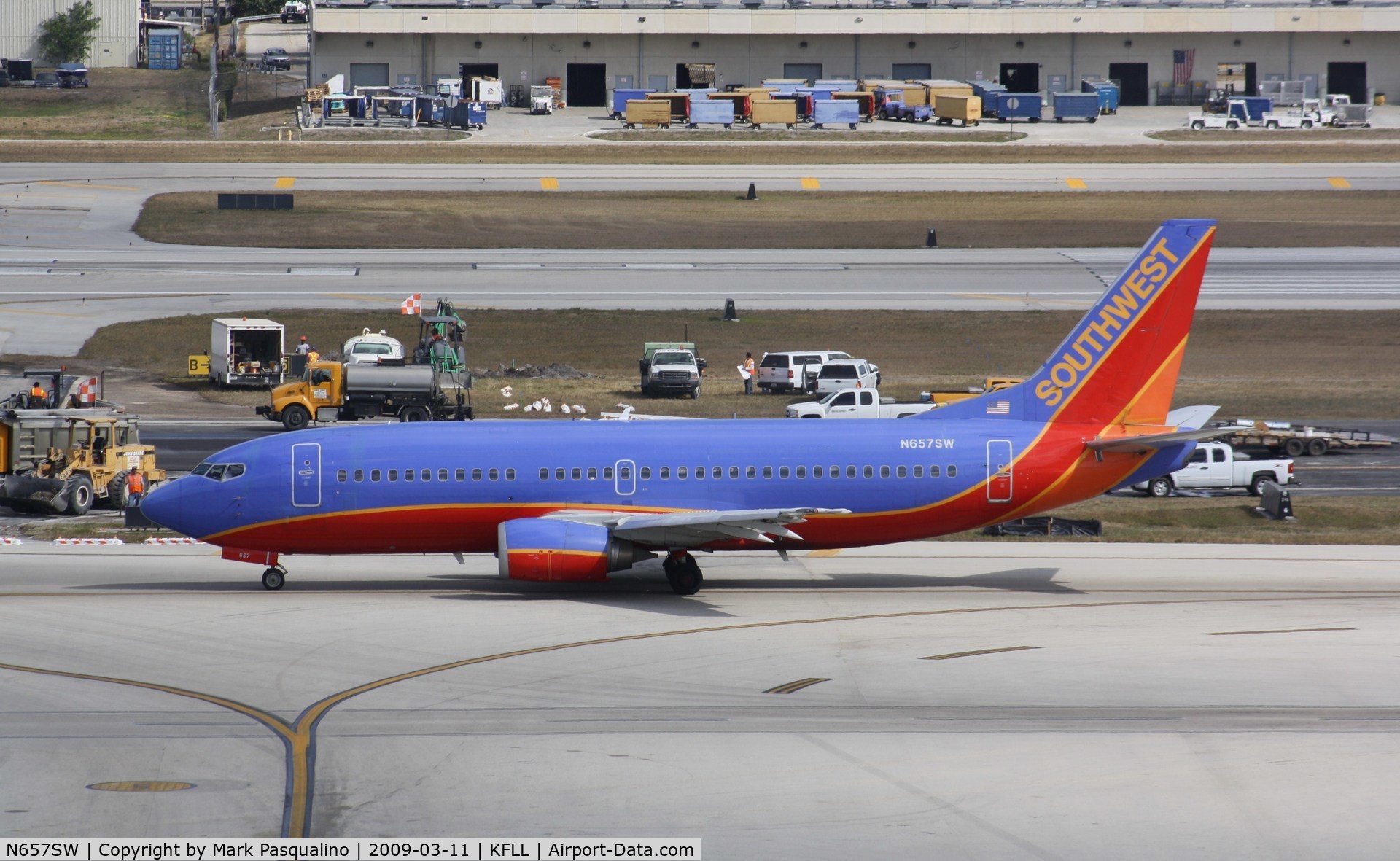 N657SW, 1985 Boeing 737-3L9 C/N 23331, Boeing 737-300