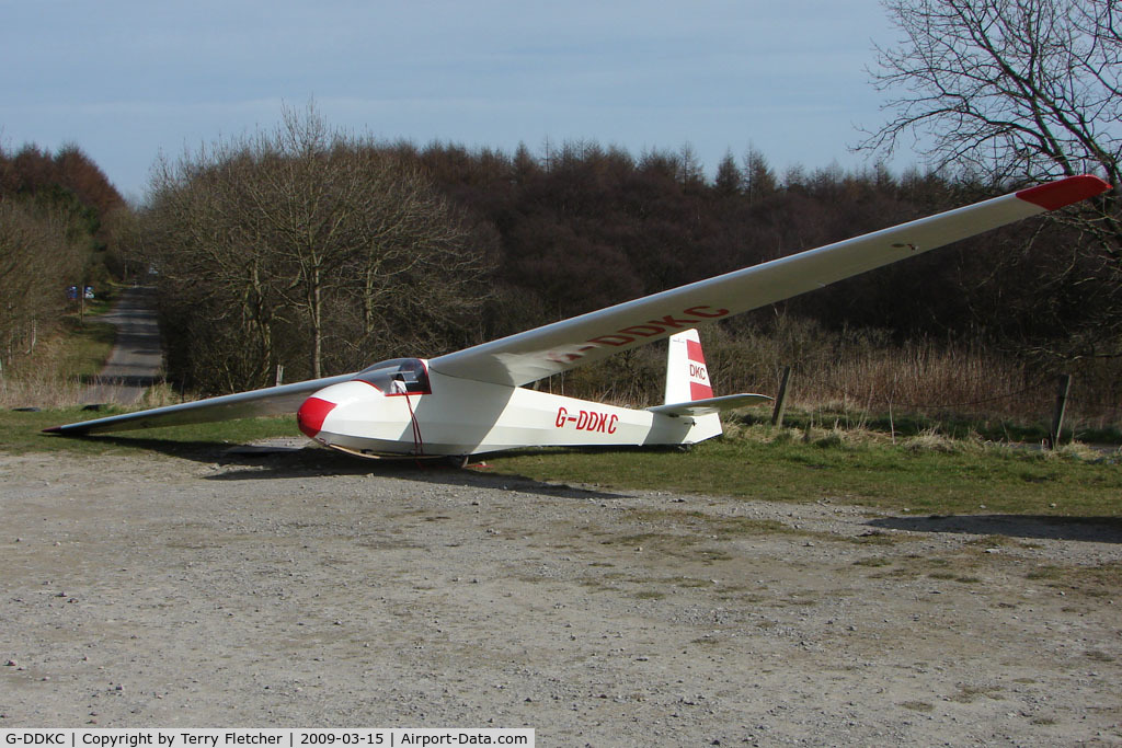 G-DDKC, 1972 Schleicher K-8B C/N 8261, Glider at Sutton Bank
