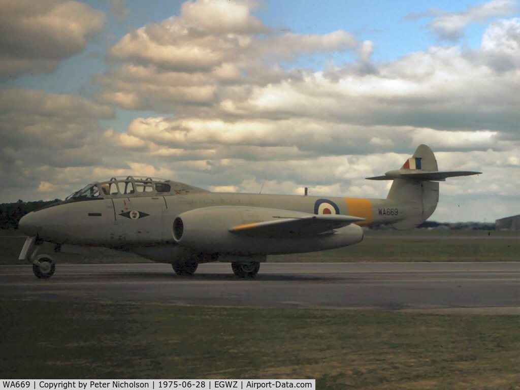 WA669, 1950 Gloster Meteor T.7 C/N Not found WA669, Meteor T.7 of the Central Flying School's 