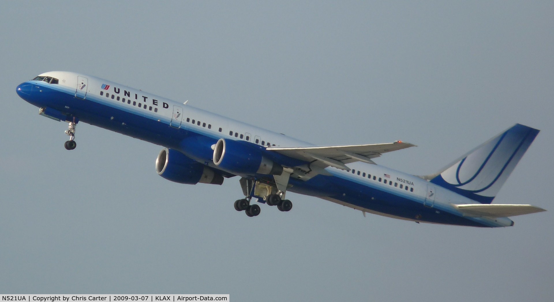 N521UA, 1990 Boeing 757-222 C/N 24891, United 757 departing LAX