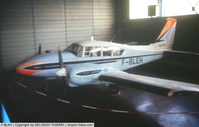 F-BLEH, Piper PA-23-250 Aztec C/N 272342, PIPER PA 23-250 AZTEC C