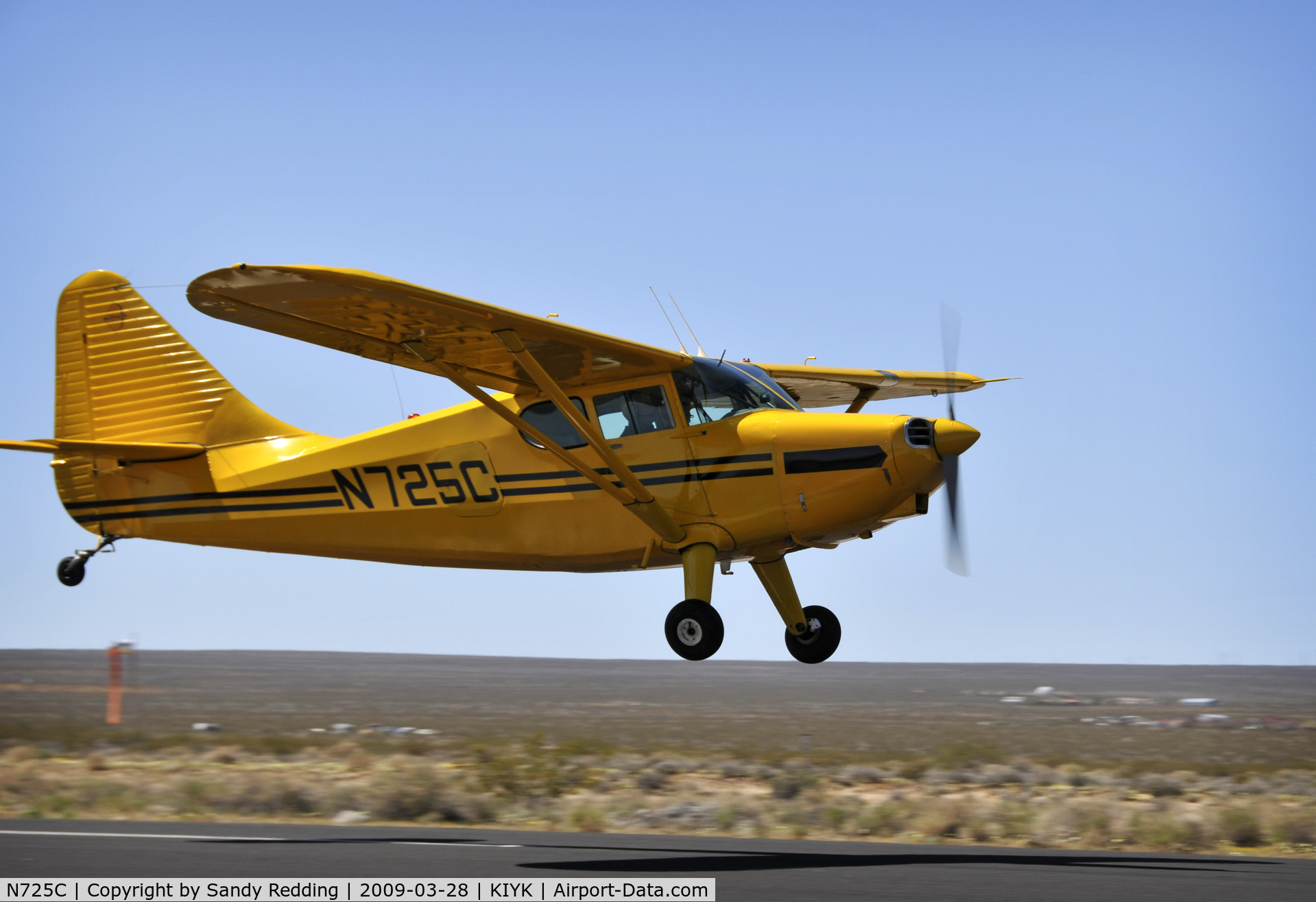 N725C, 1947 Stinson 108-3 Voyager C/N 108-3725, Touch and go