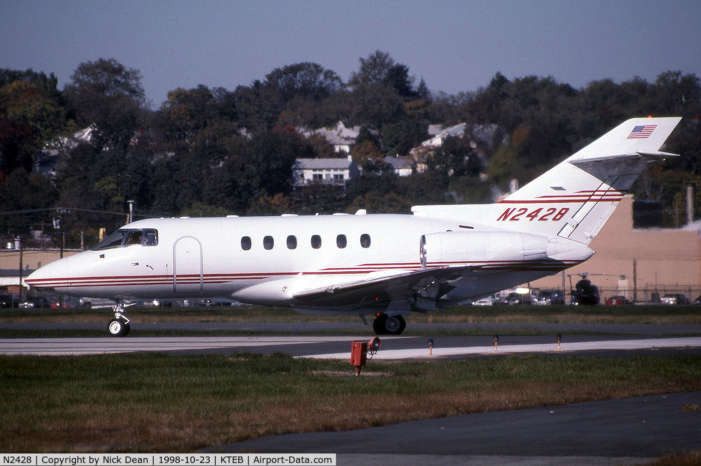 N2428, 1995 British Aerospace HS.125-700A C/N 258274, KTEB