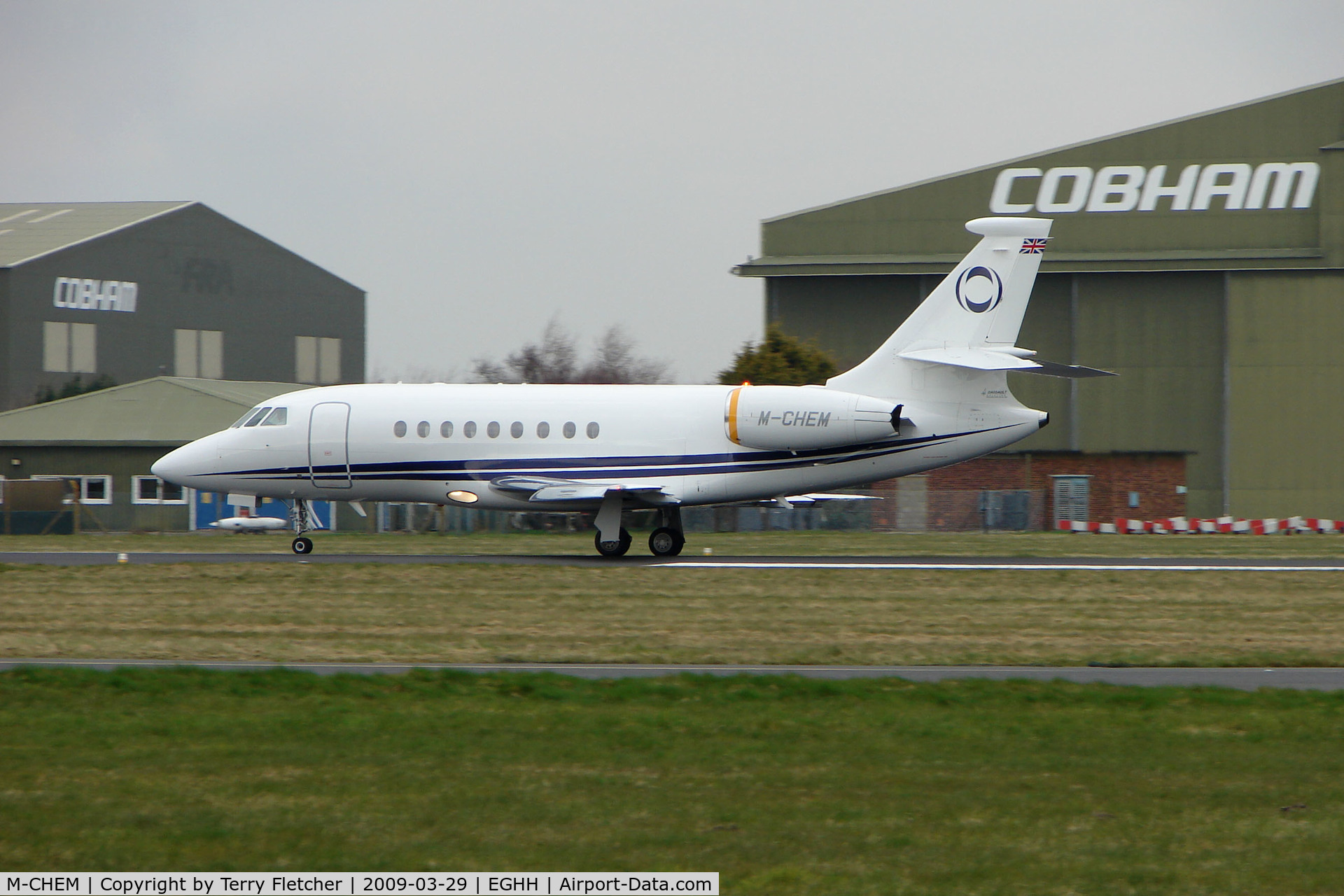 M-CHEM, 2007 Dassault Falcon 2000EX C/N 128, Falcon 2000 EASY departs Bournemouth