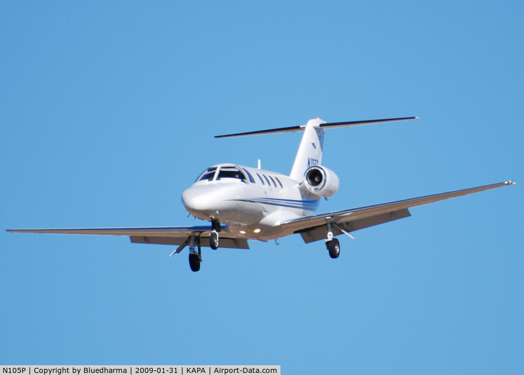 N105P, 1999 Cessna 525 CitationJet C/N 525-0336, On final approach to 17L.