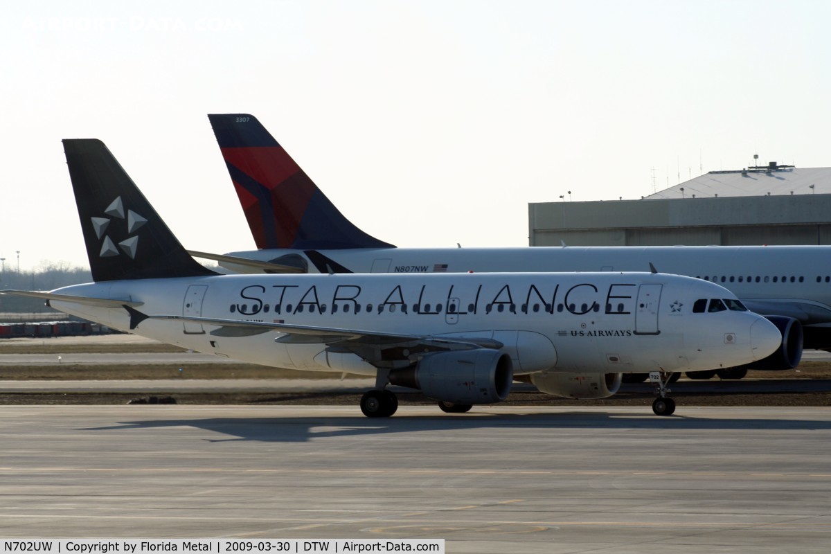 N702UW, 1998 Airbus A319-112 C/N 0896, US Airways Star Alliance A319