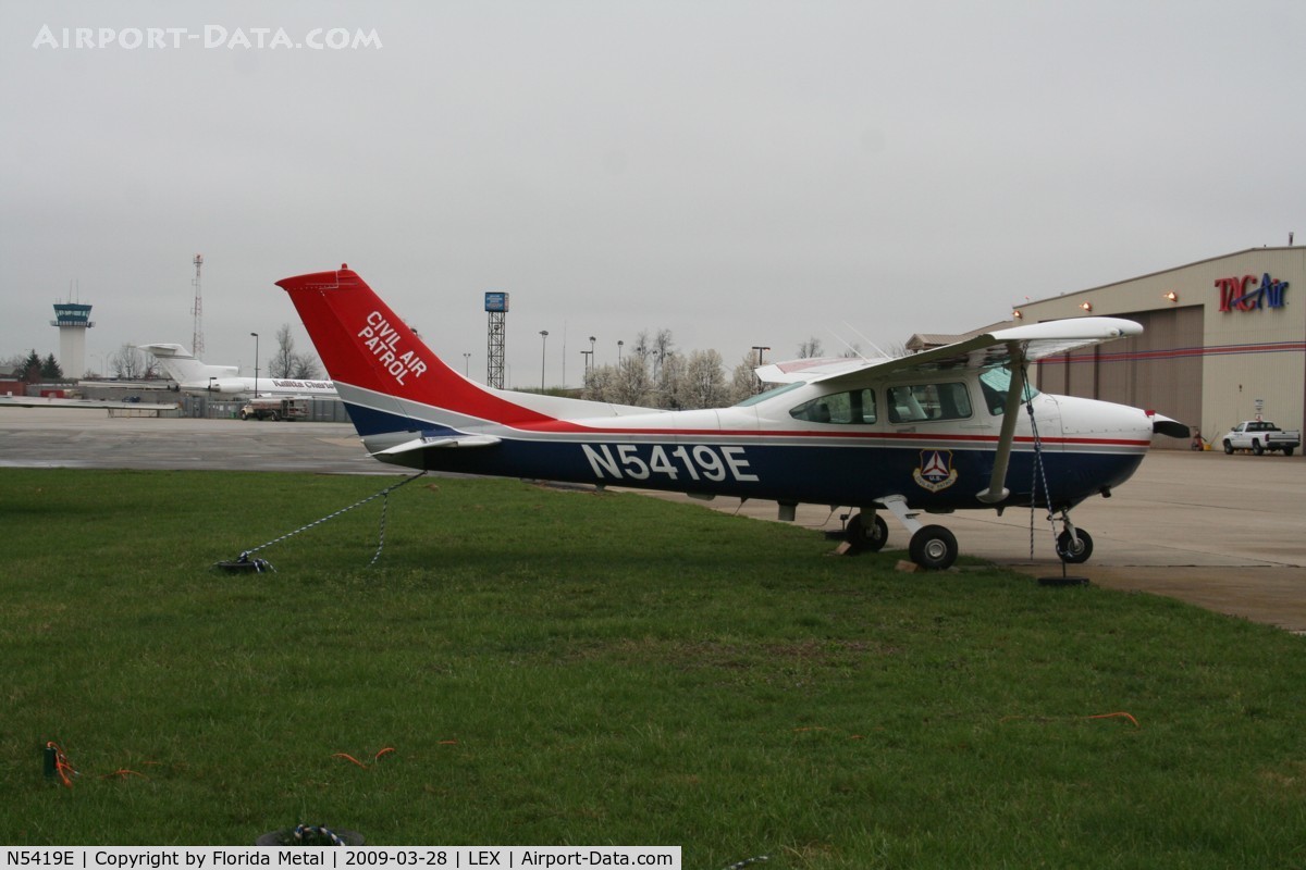 N5419E, 1983 Cessna 182R Skylane C/N 18268317, Civil Air Patrol C-182
