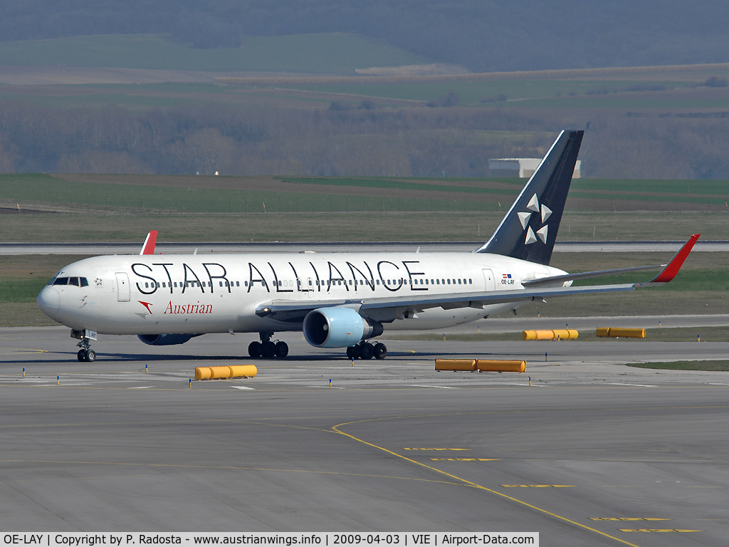 OE-LAY, 1998 Boeing 767-3Z9/ER C/N 29867, Last 767 of OS in Star Alliance colors and the second one with Winglets; first flight with Winglets to DEL and this is probably one of the first shots of that plane in this configuration