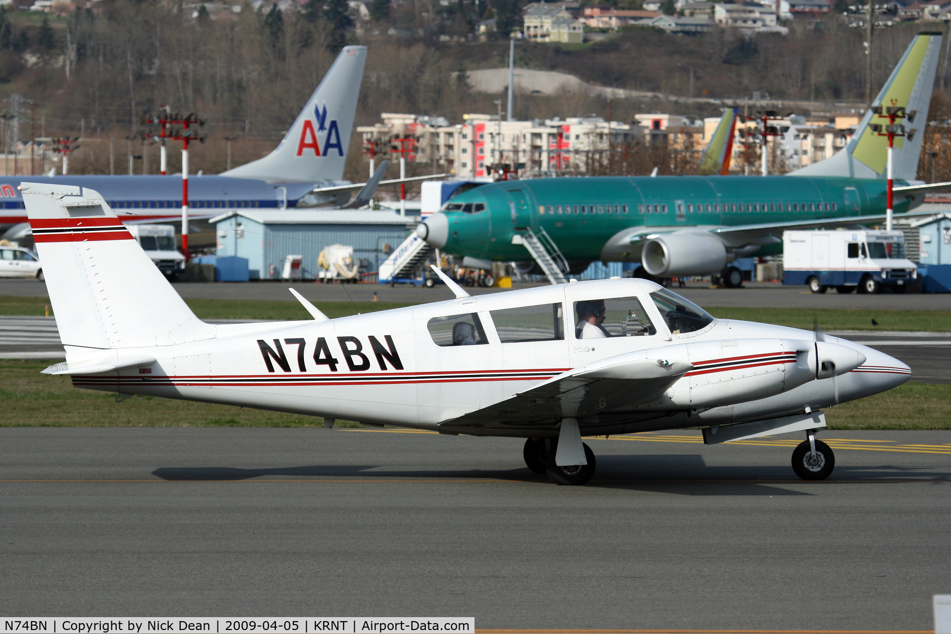 N74BN, 1969 Piper PA-30 Twin Comanche Twin Comanche C/N 30-1806, KRNT